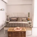 Fresh Renovated Maisonette Close To The Appartamento Platys Gialos (Mykonos)