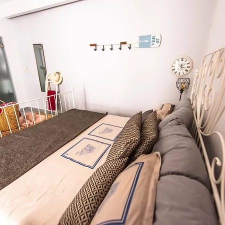 Fresh Renovated Maisonette Close To The Platys Gialos (Mykonos)