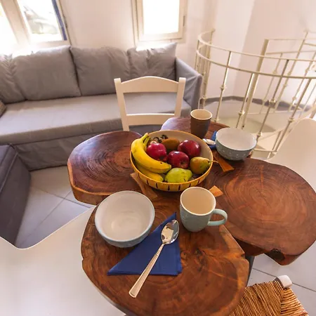 Fresh Renovated Maisonette Close To The * Platys Gialos (Mykonos)