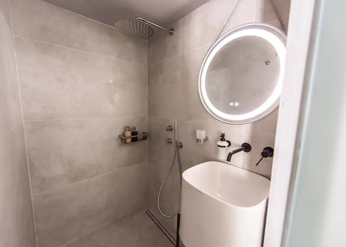 Fresh Renovated Maisonette Close To The Platísz Jalósz