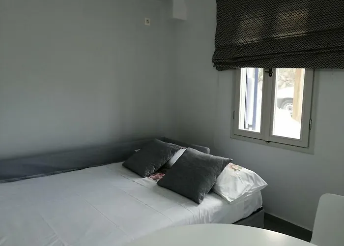 Daire Fresh Renovated Maisonette Close To The