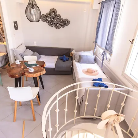 Fresh Renovated Maisonette Close To The * Platys Gialos (Mykonos)